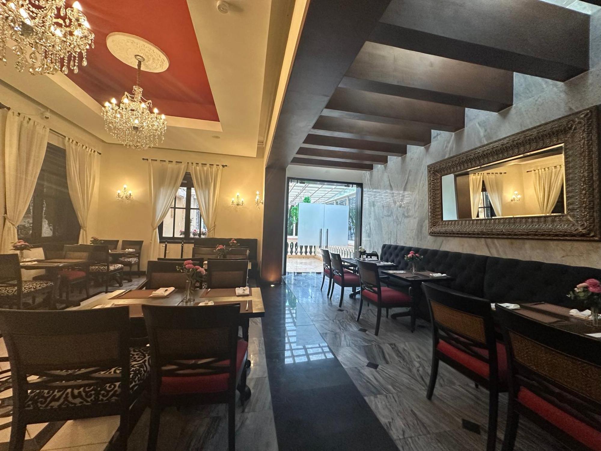 Wyndham Merida Bagian luar foto